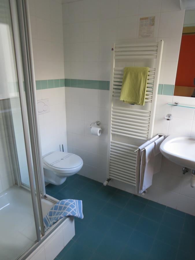 Garni Domus Mea Hotell Merano Exteriör bild