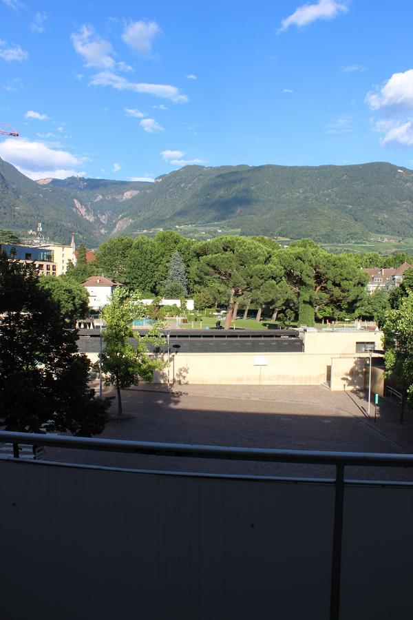 Garni Domus Mea Hotell Merano Exteriör bild