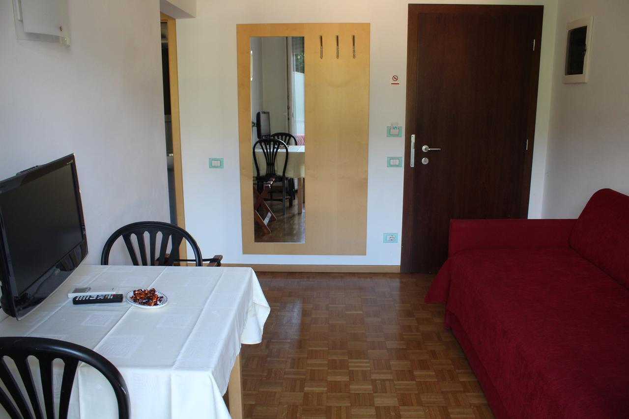 Garni Domus Mea Hotell Merano Exteriör bild